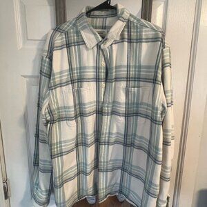 Mens casual button down plaid shirt